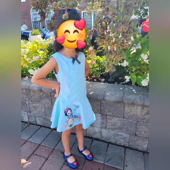 Snow white mini melissa shoes. Size 9 - Picture 2 of 5